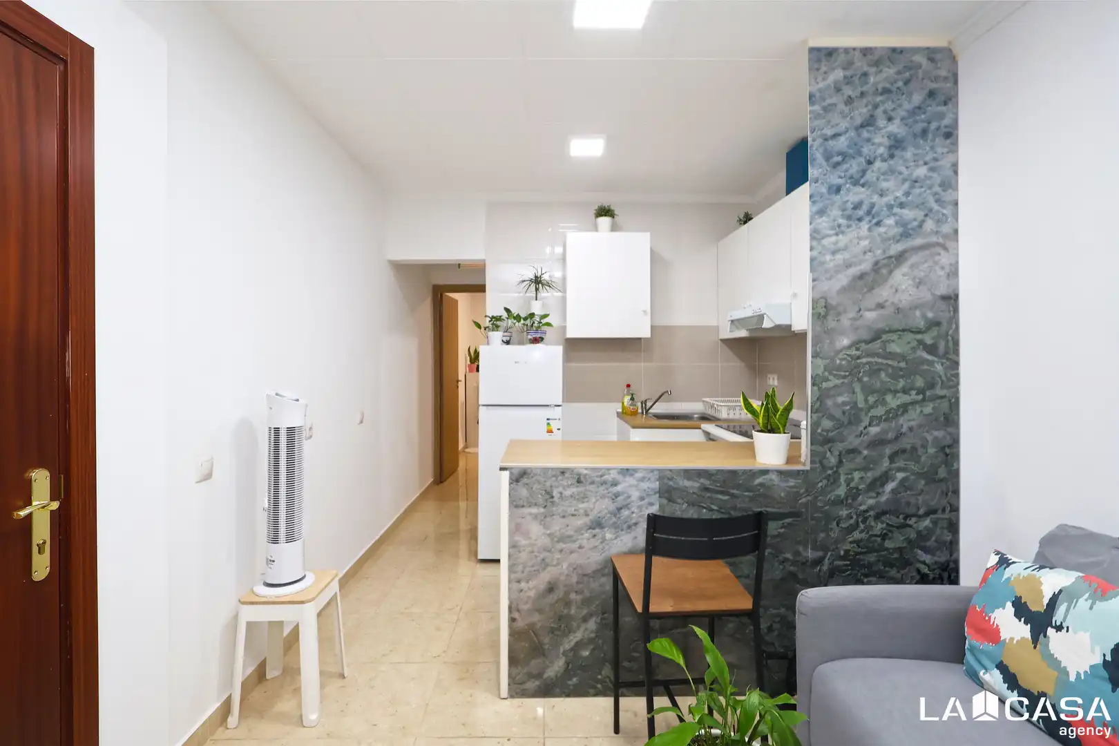 Cuina de Planta baixa en venda en L'Hospitalet de Llobregat amb Calefacció, Terrassa i Traster