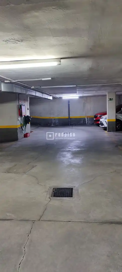 Einzelparkplatz mit Aufzug zur Miete in de Santa Mónica, imagen 4