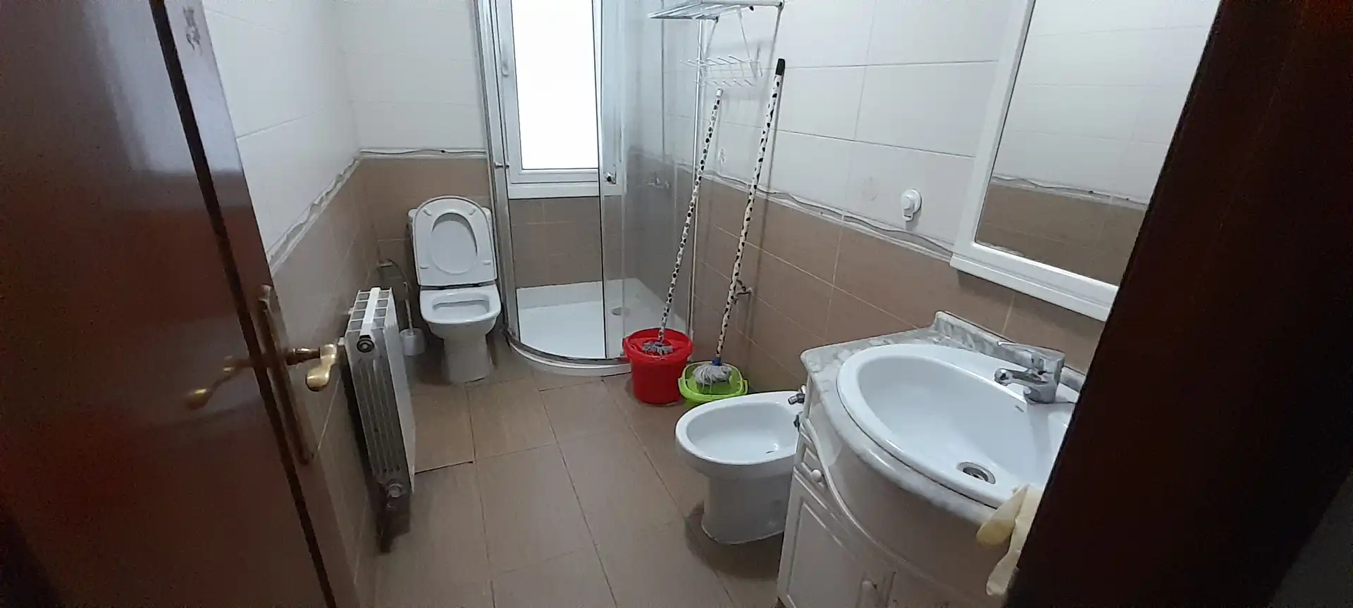 Baño de Piso en venta en Santurtzi  con Amueblado, Horno y Lavadora