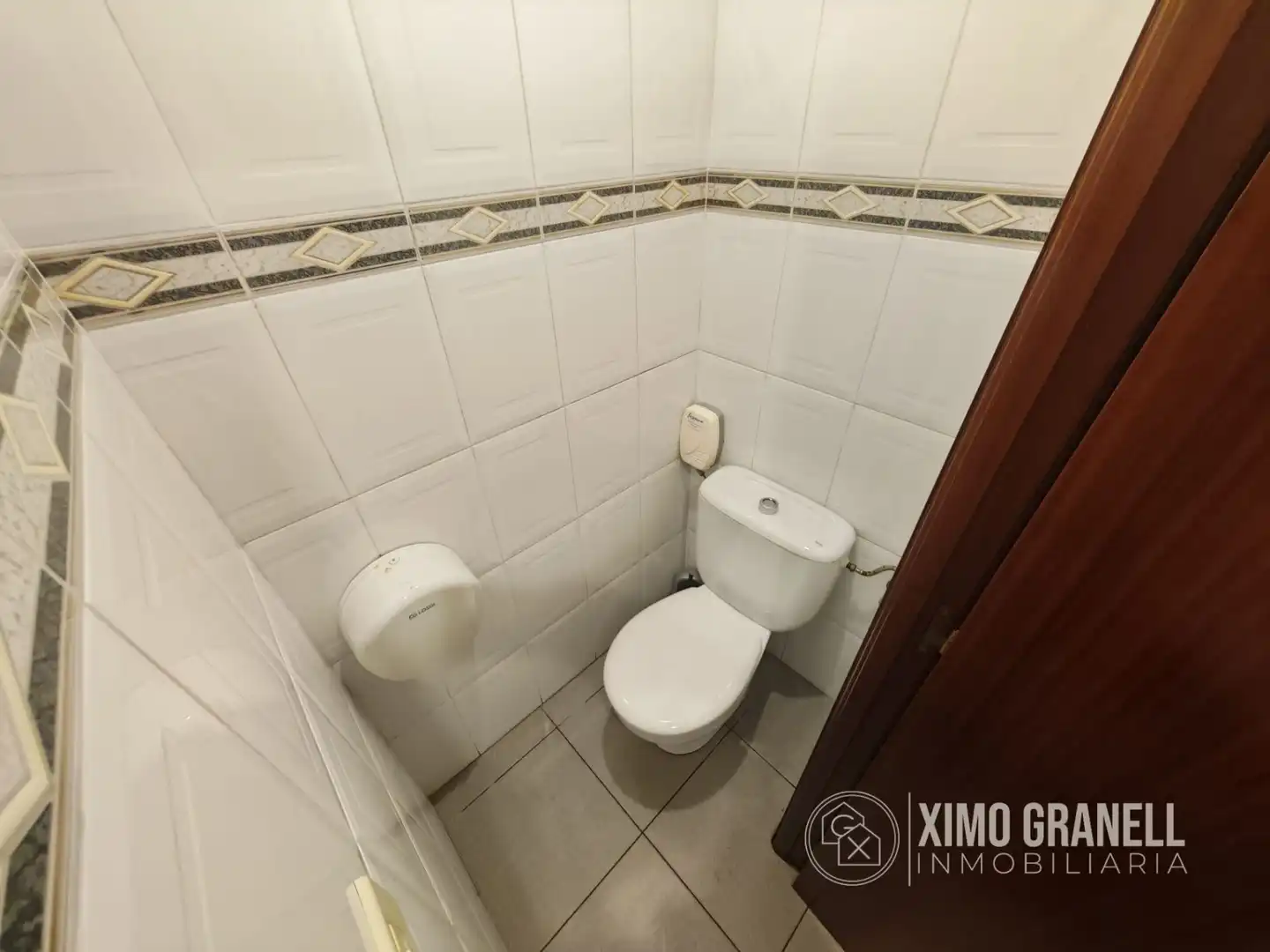 Baño de Local en venta en La Vilavella con Aire acondicionado y Amueblado