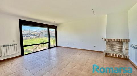 Foto 3 de Casa adosada en venda a Del Académico José Alberto Rodríguez Zazo, El Barraco , Ávila