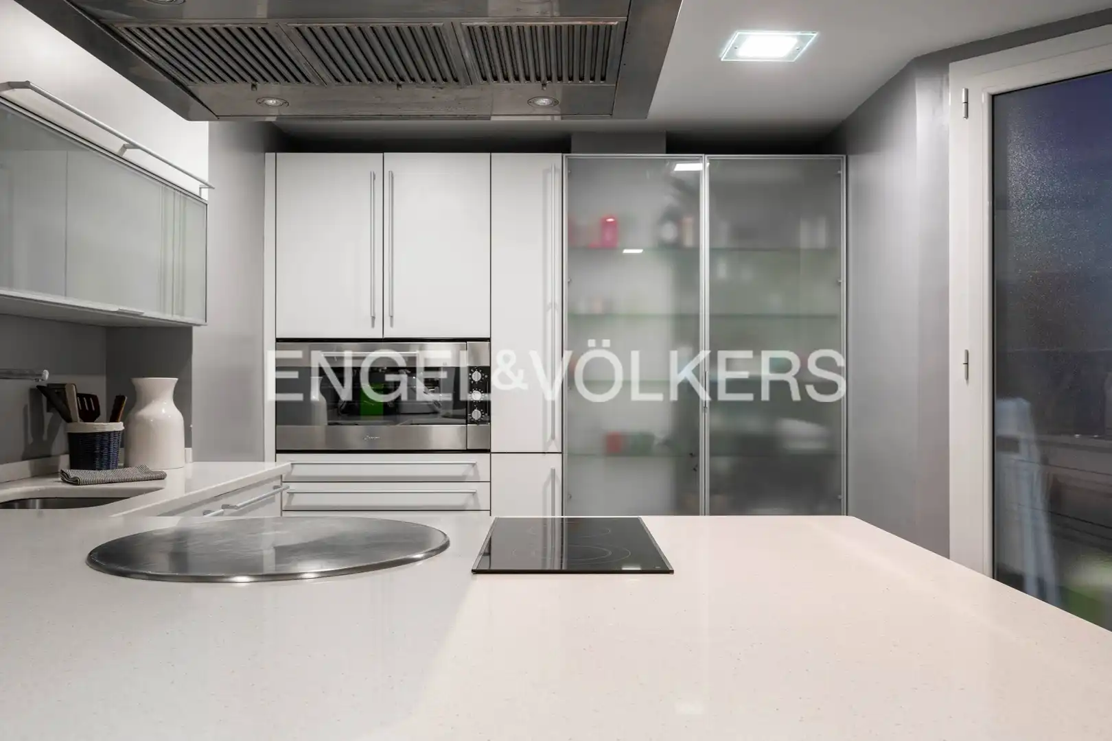 Cocina de Piso en venta en Donostia - San Sebastián  con Calefacción, Parquet y Terraza