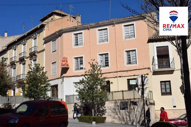 Edificio en Venta en  CAÑOS DORADOS en Baza