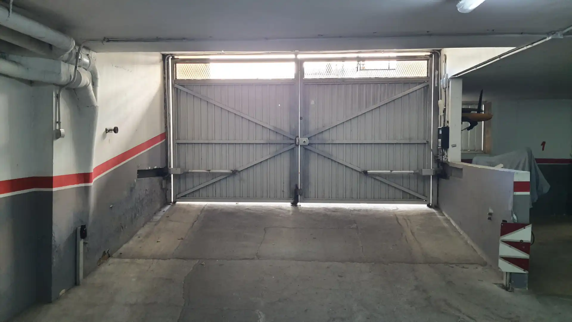 Individuel avec ascenseur à vendre à Carrer Bassa Les Clotes 8, imagen 2
