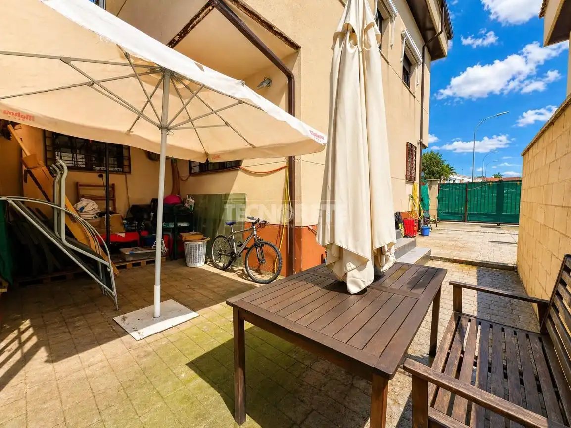Terrasse von Wohnung zum Verkauf in Cobisa mit Heizung und Privatgarten