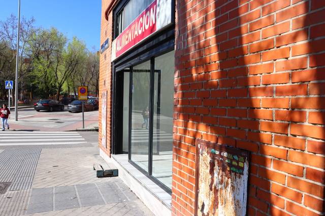 Local comercial en Venta en Calle Cristo de la Victoria, 77 en Pradolongo