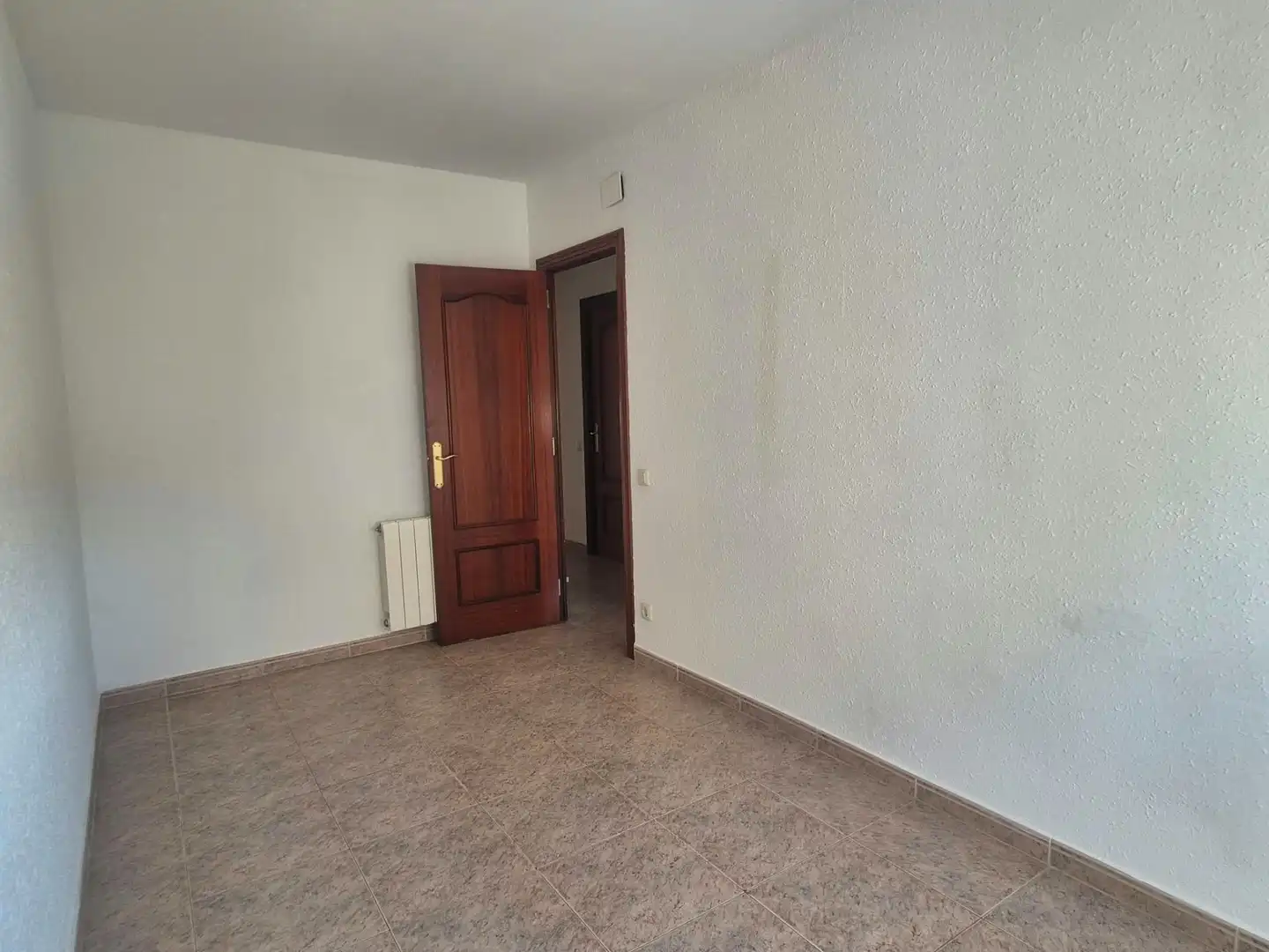Habitación de Casa adosada en venta en Castellet i la Gornal con Calefacción