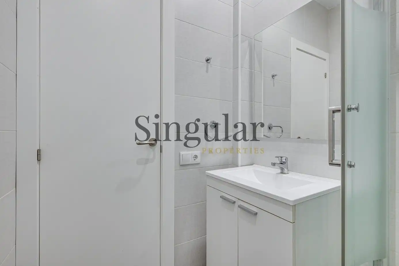 Habitación de Piso en venta en Barcelona con Aire acondicionado y Calefacción