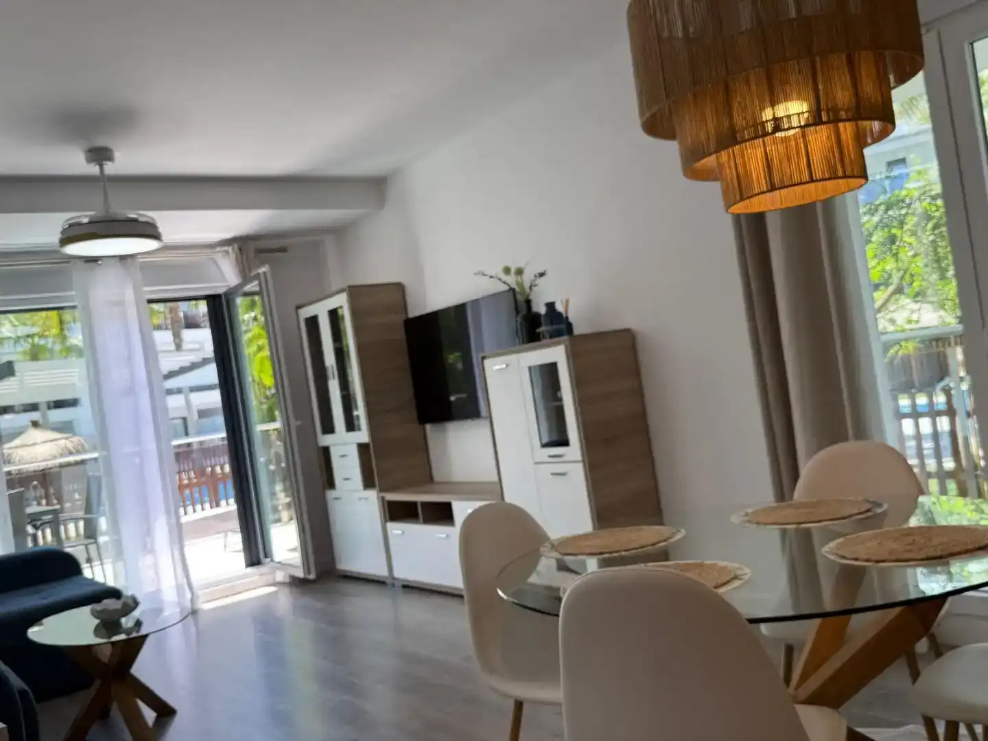 Wohnzimmer von Wohnung zur Miete in Motril mit Klimaanlage, Schwimmbad und Balkon