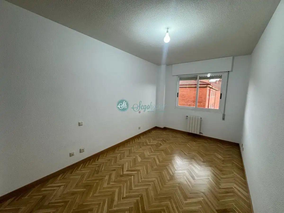Piso con ascensor en venta en Vía Romana, imagen 33