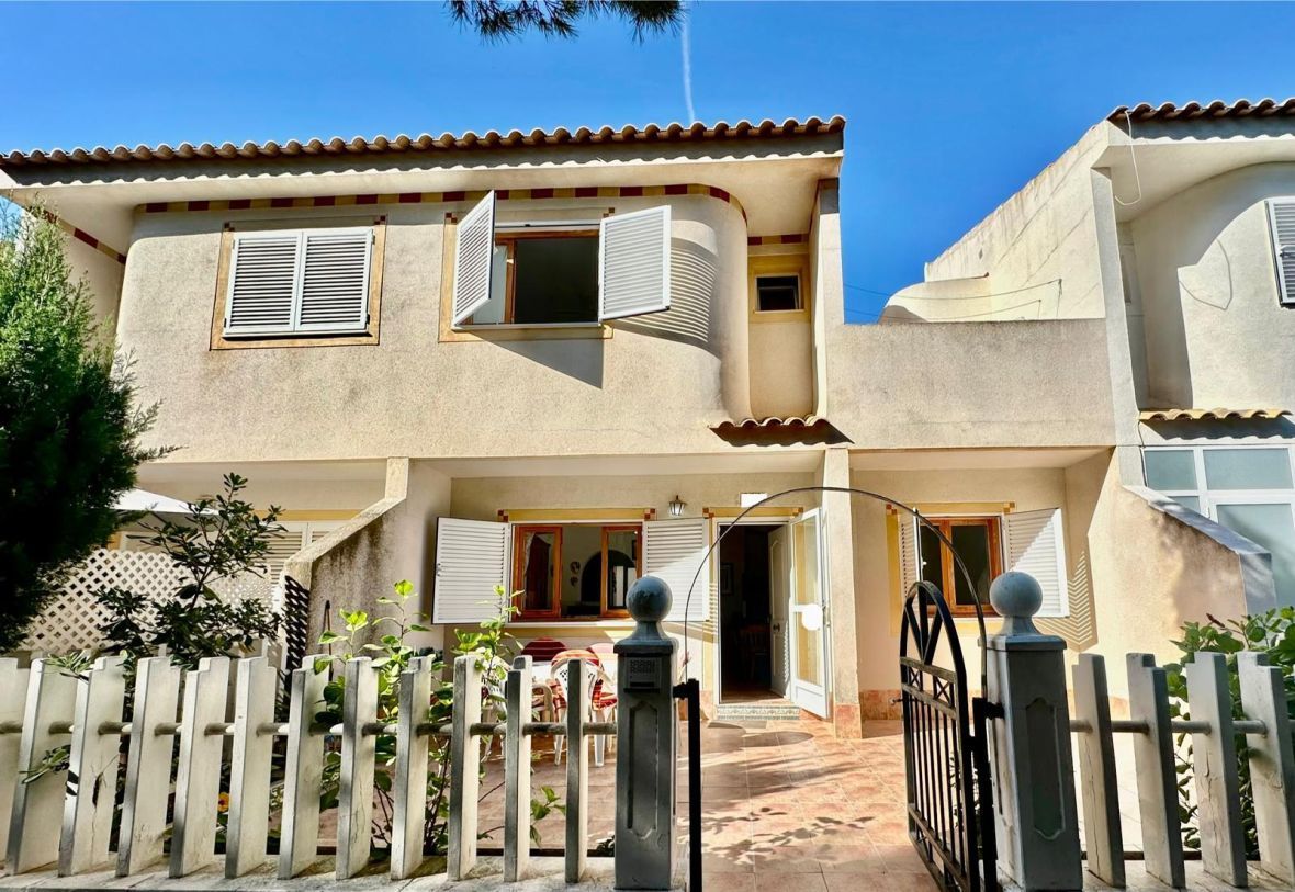 Exterior view of House or chalet for sale in Santa Pola  with Heating, Terrace and Swimming Pool