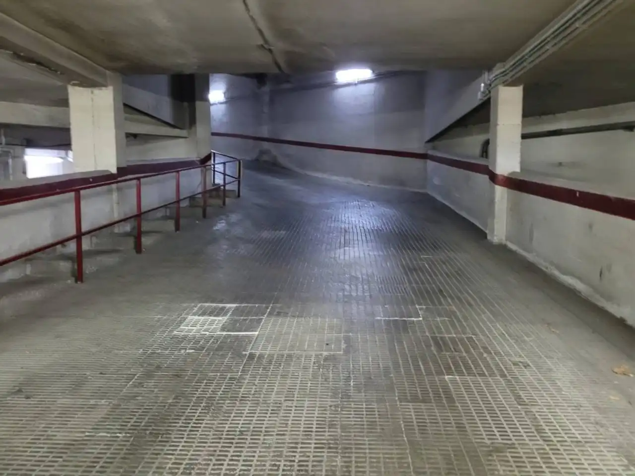 Parkplatz von Garage zum Verkauf in Sabadell