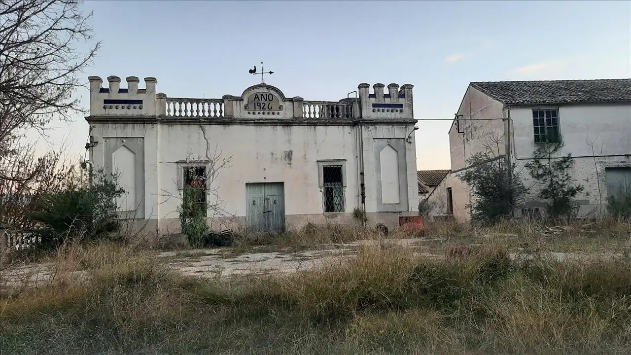 Außenansicht von Gebäude zum Verkauf in Ontinyent