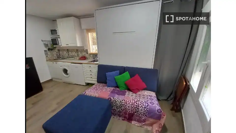 Living room of Flat for rent in Becerril de la Sierra  with Air Conditioner, Heating and Furnished