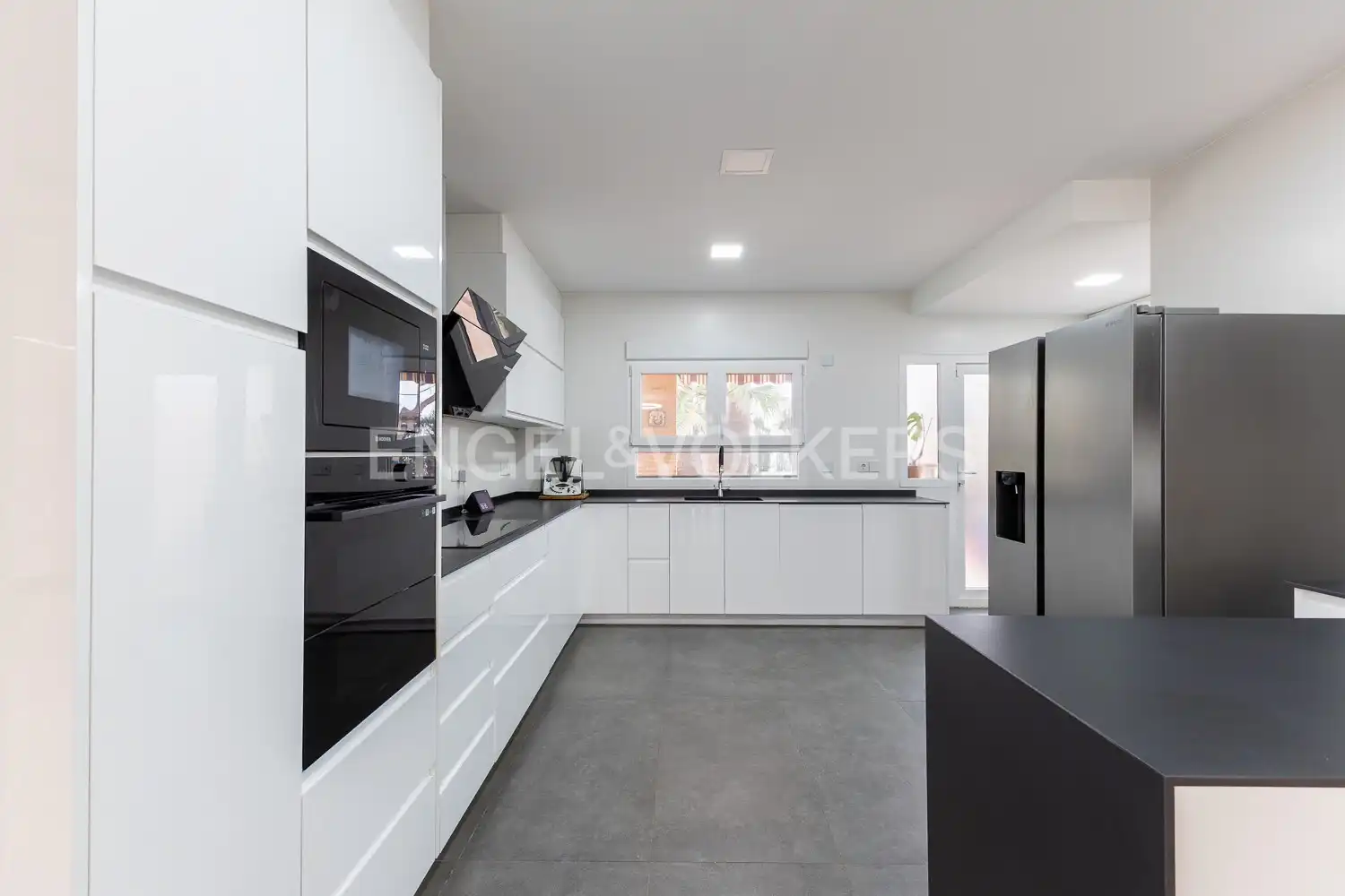 Kitchen of Houses for sale in L'Eliana  with Air Conditioner, Heating and Private garden