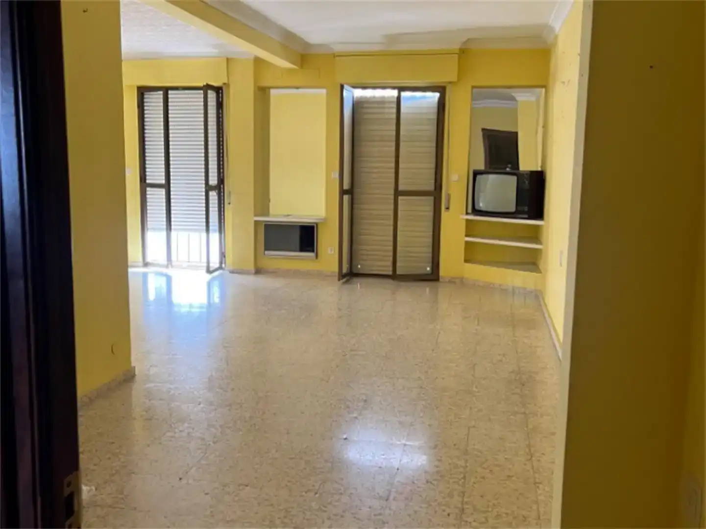 Piso en venta en Écija con Balcón