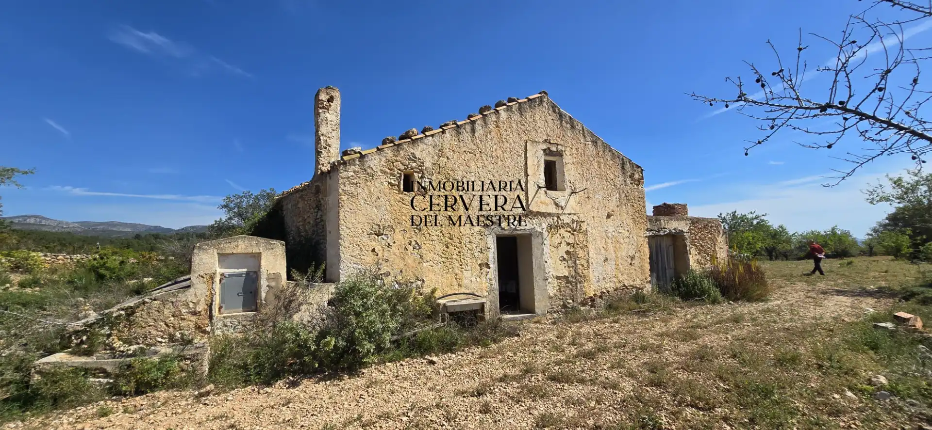 Außenansicht von Country house zum Verkauf in Sierra Engarcerán