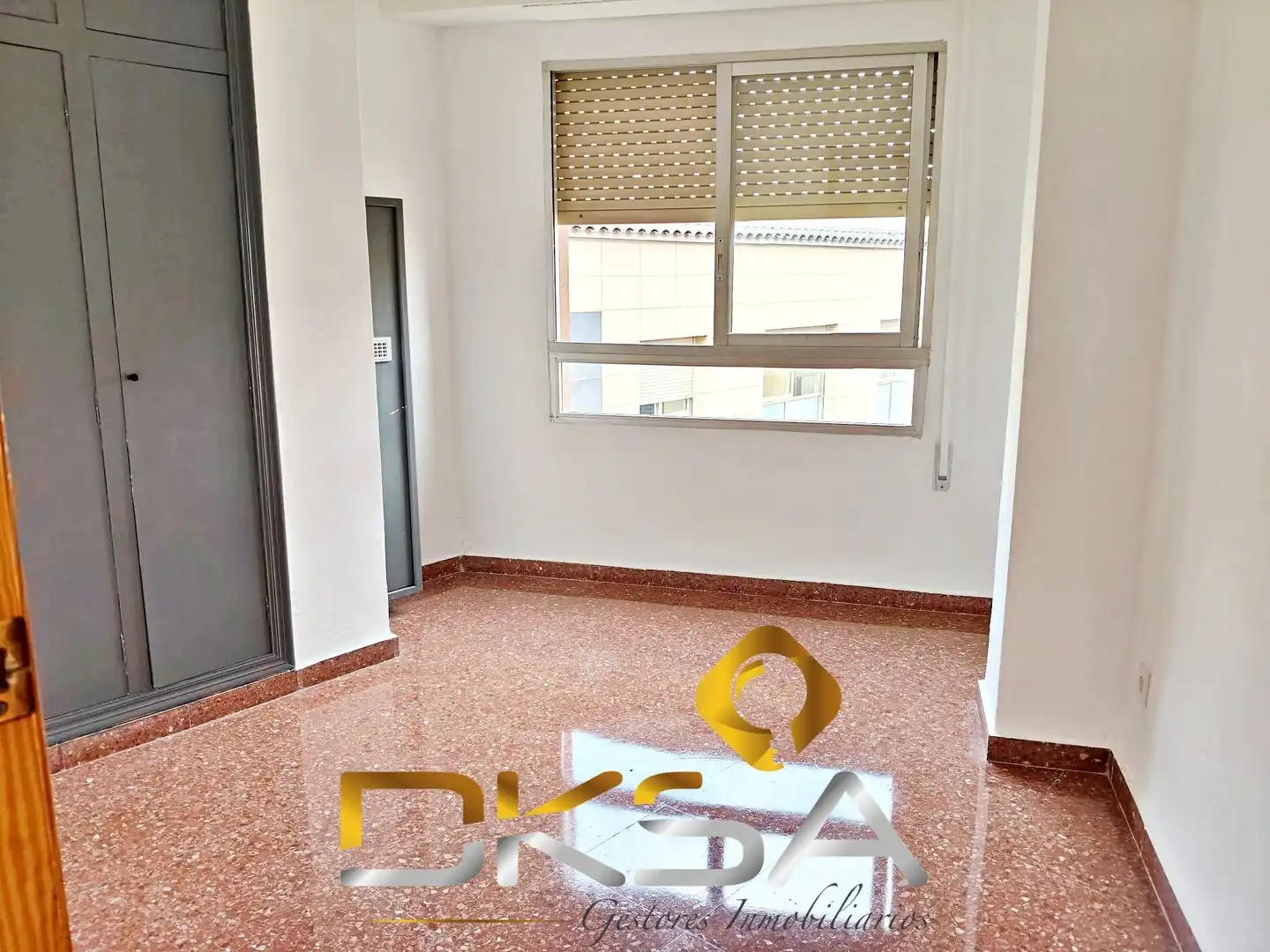Flat for sale in Madrigal 