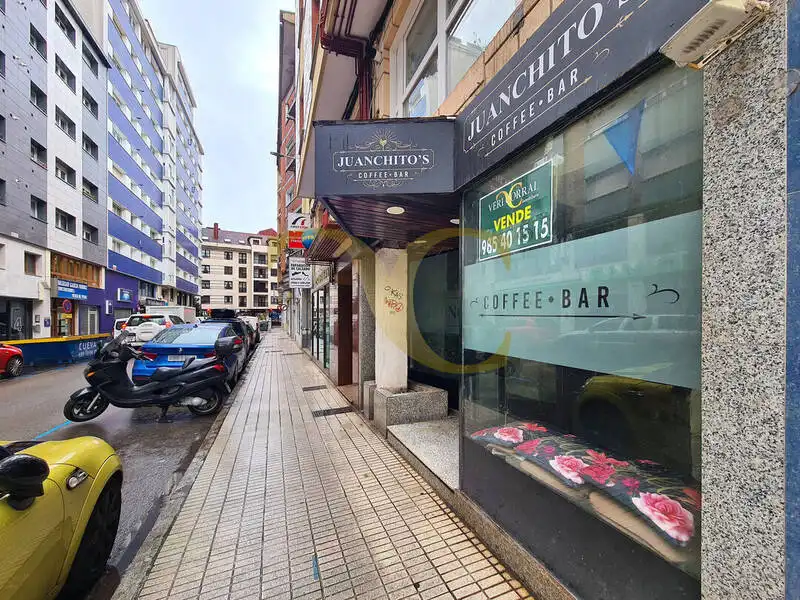 Local commercial à vendre à Calle Cangas de Onís