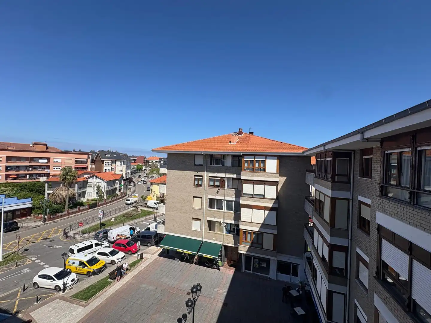 Vista exterior de Piso en venta en Suances con Calefacción, Terraza y Trastero
