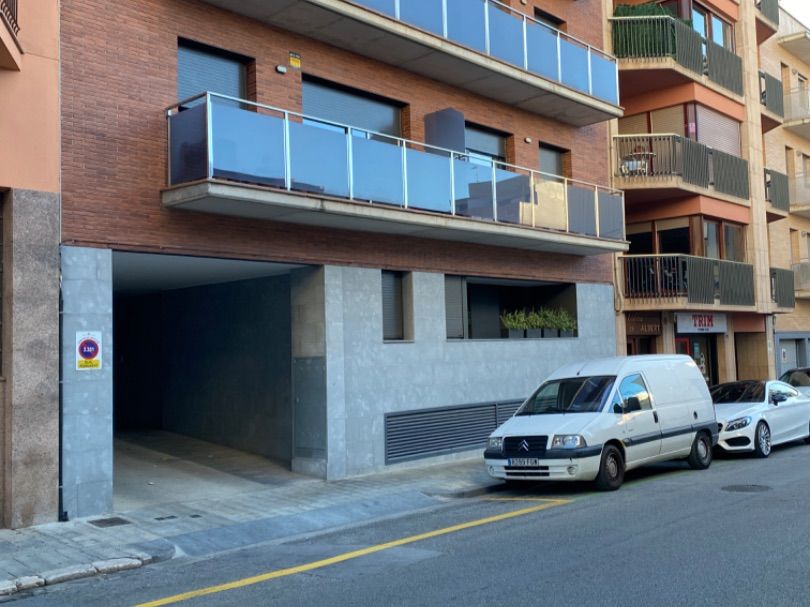 Vista exterior de Garaje de alquiler en Figueres