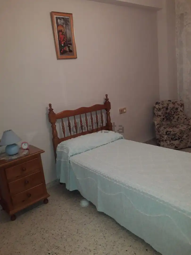 Habitación de Piso de alquiler en Granada con Amueblado y Lavadora