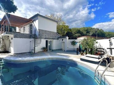 Casa amb piscina en venda a Olga Hidalgo
