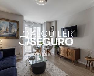 Living room of Flat to rent in  Madrid Capital  with Air Conditioner, Heating and Furnished