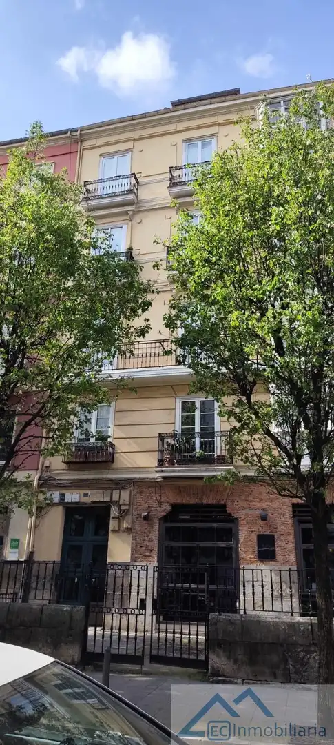 Piso en venta en Puerto Chico