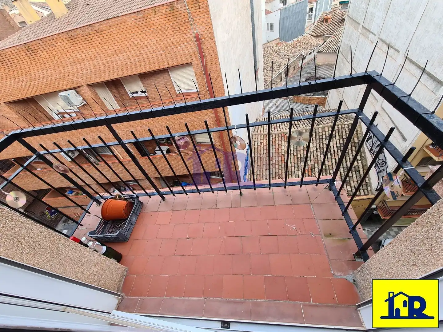 Piso de alquiler en MATEO MIGUEL AYLLON, Centro