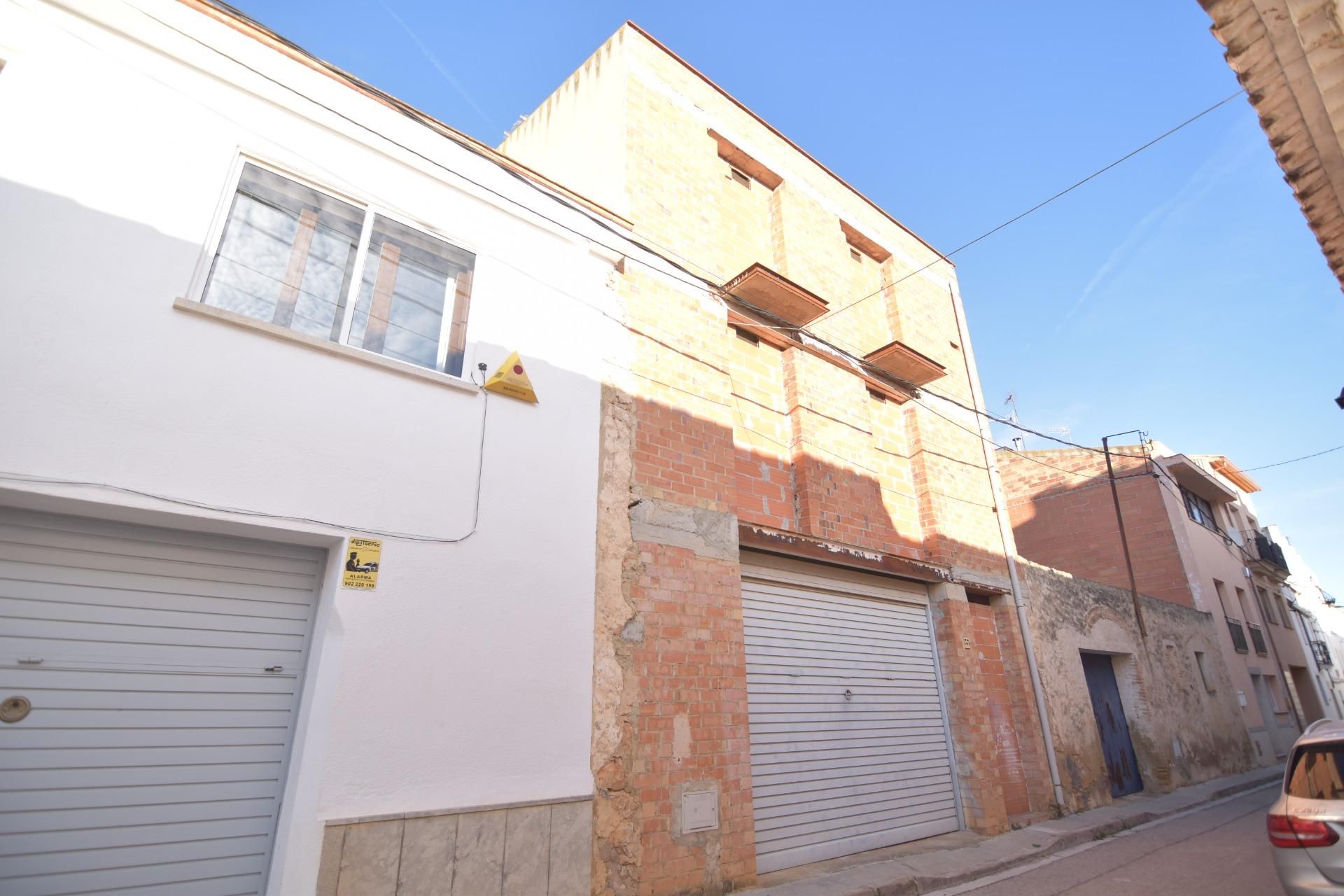 Exterior view of House or chalet for sale in Albinyana