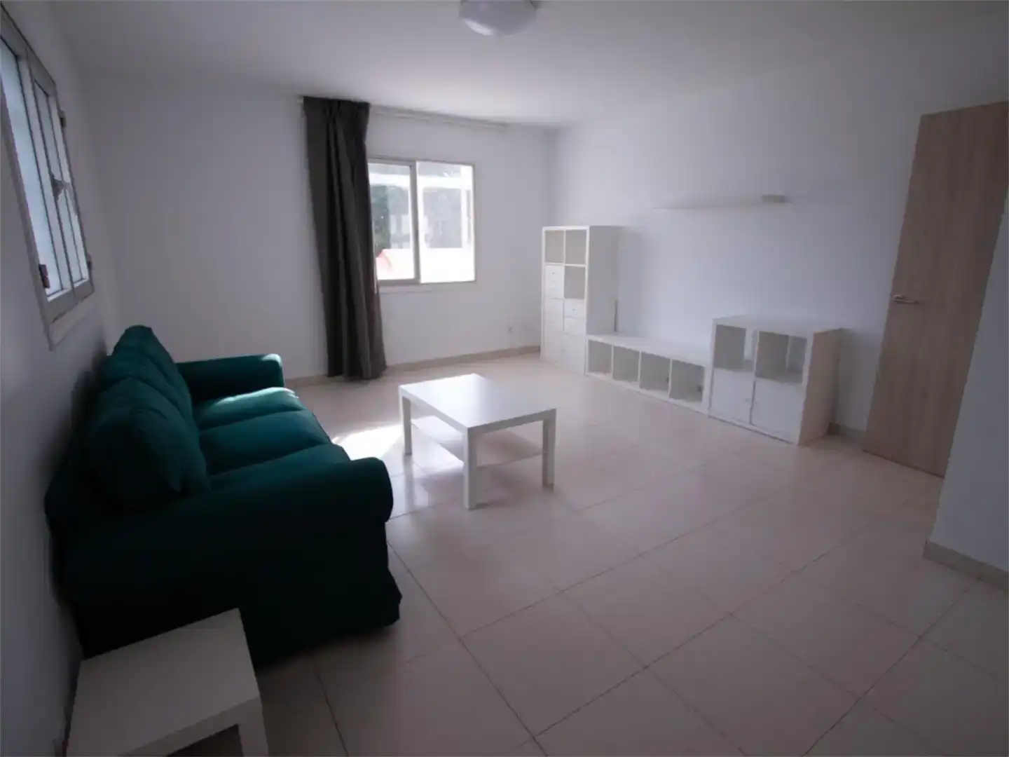Sala de estar de Piso en venta en Ordes con Trastero, Amueblado y Balcón