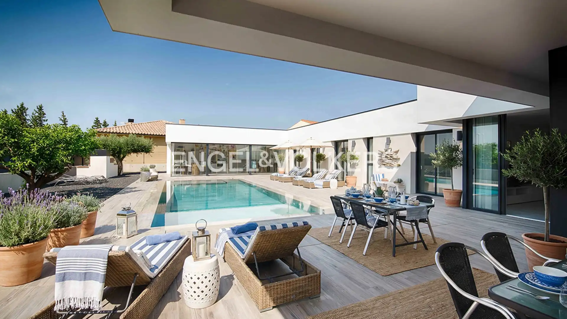 Terrace of Houses for sale in Sant Climent Sescebes  with Air Conditioner, Heating and Private garden