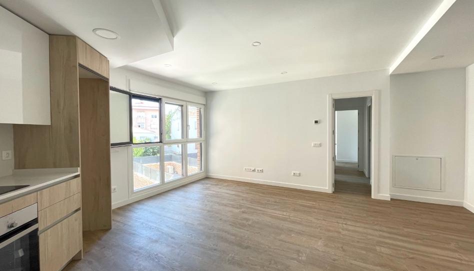 Photo 1 of Flat to rent in Calle Matas las, Casa Amarilla, Madrid