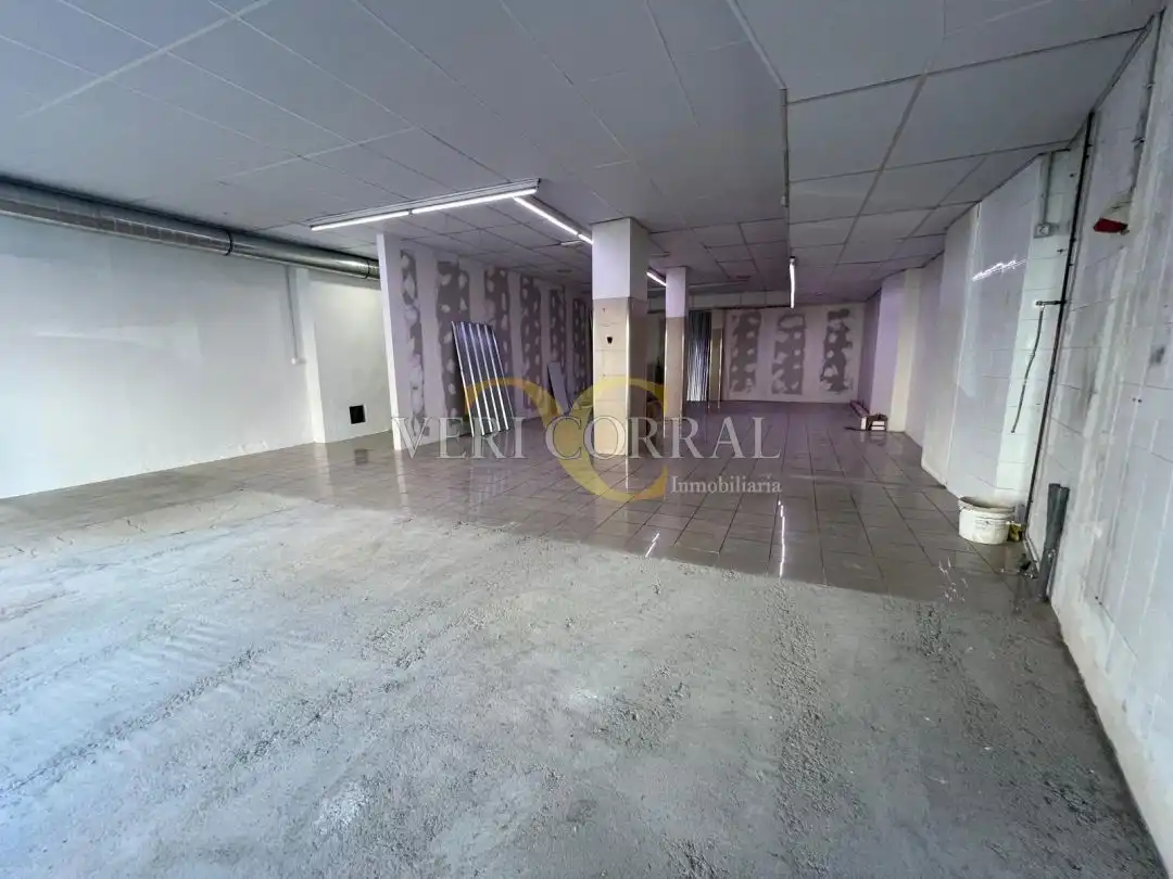 Business premises to rent in Calle Román Romano, imagen 6