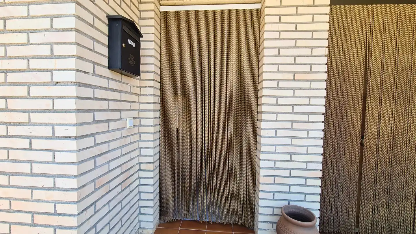 Houses for sale in La Adrada   with Private garden, Storage room and Balcony