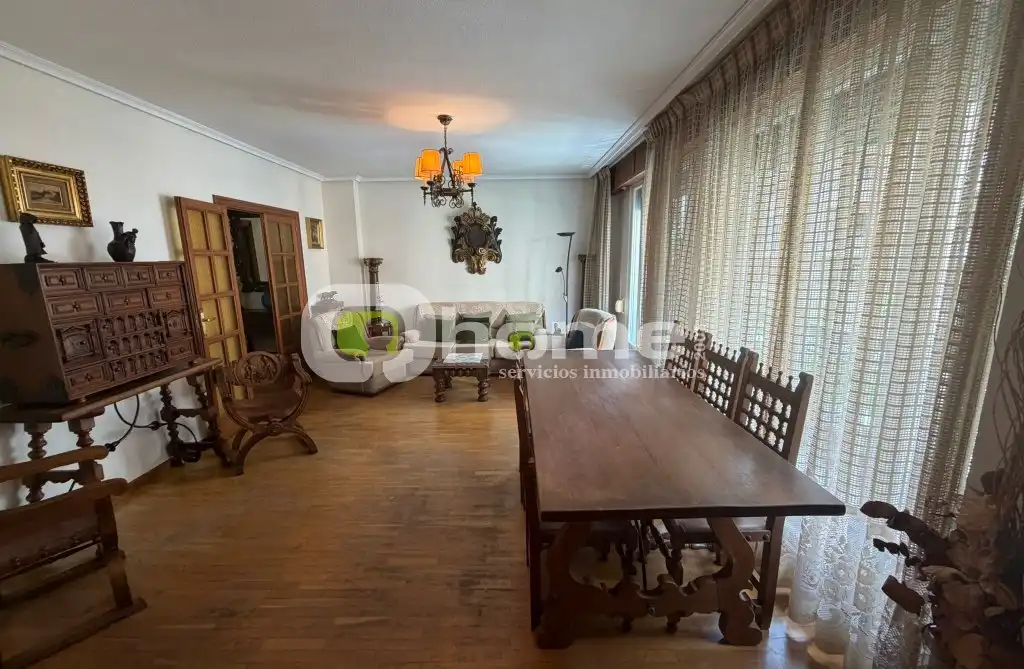 Comedor de Piso en venta en Zamora Capital  con Calefacción y Terraza