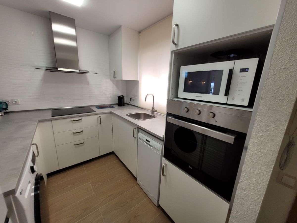 Kitchen of Apartment to rent in Alicante / Alacant  with Private garden, Terrace and Community pool