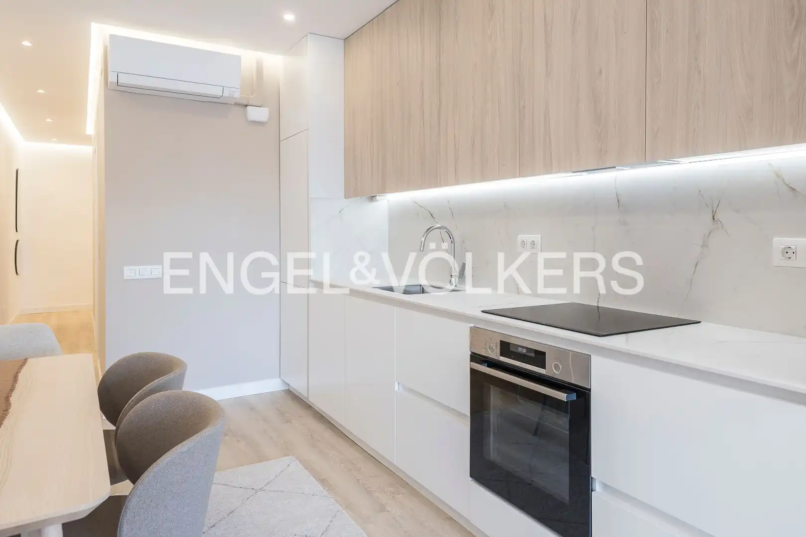 Cocina de Ático en venta en Barcelona con Aire acondicionado, Calefacción y Parquet