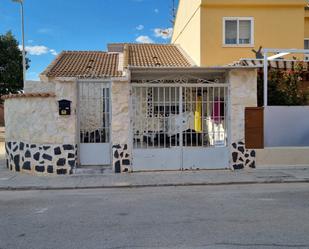 Exterior view of House or chalet for sale in Villafranca de los Caballeros  with Terrace