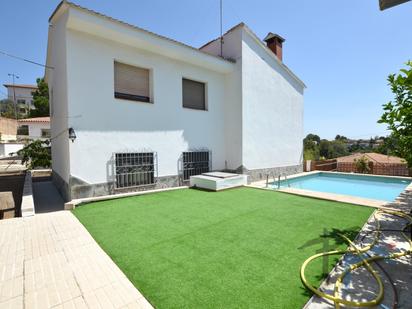 Swimming pool of House or chalet for sale in Masquefa