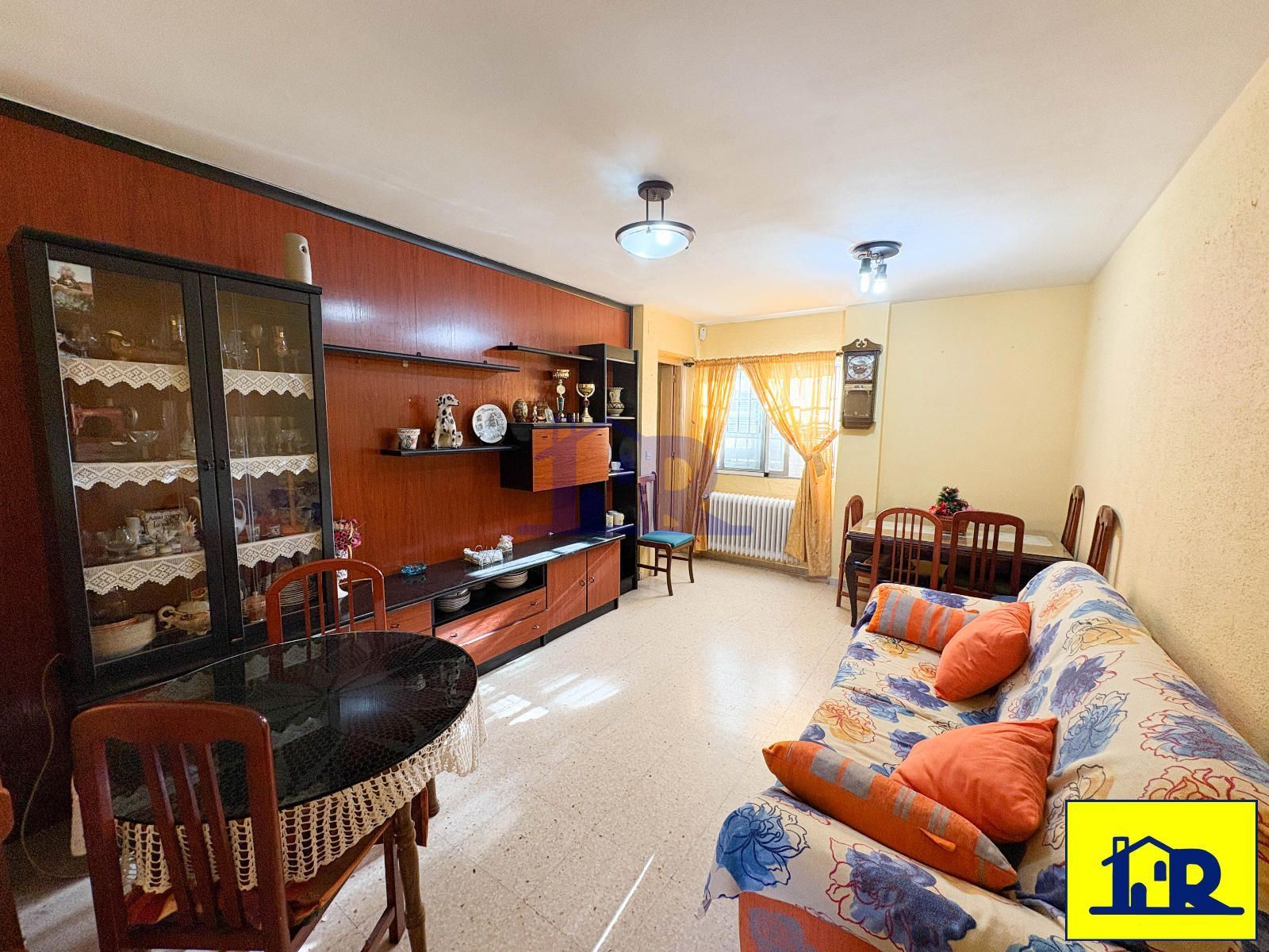 Living room of Flat for sale in Cuenca Capital  with Heating and Terrace