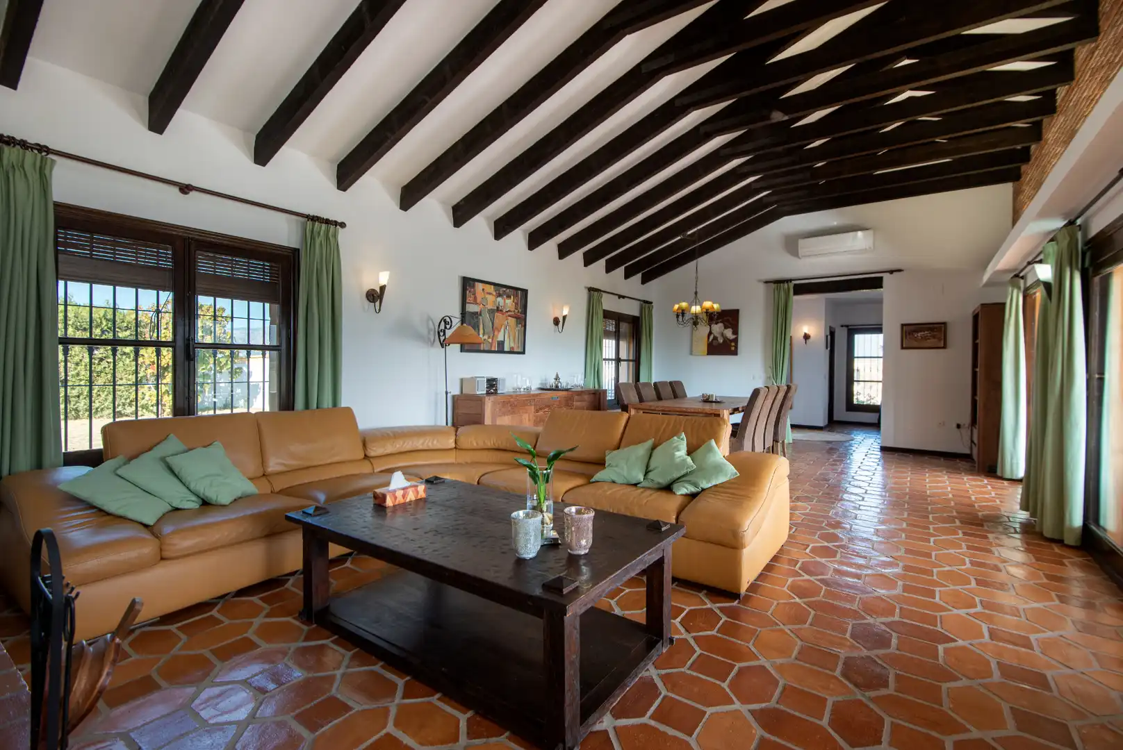 Sala de estar de Finca rústica en venta en Alhaurín de la Torre con Aire acondicionado, Calefacción y Jardín privado