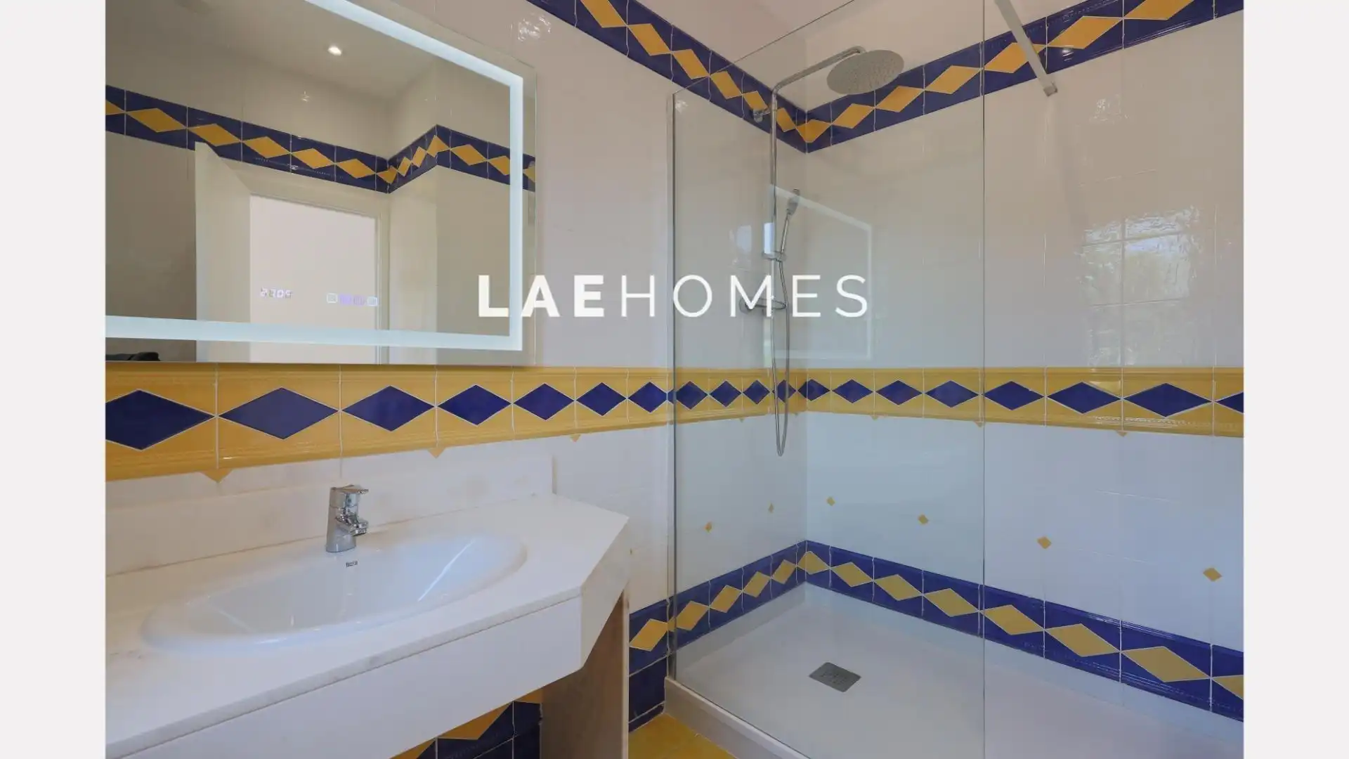 Haus oder Chalet zur Miete in Carrer BEETHOVEN (C.COLL), Corbera de Llobregat