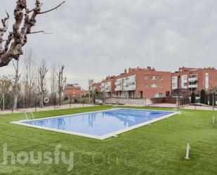 Piscina de Àtic en venda en Montgat amb Aire condicionat, Calefacció i Jardí privat