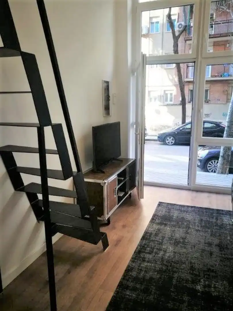 Terrassa de Apartament de lloguer en Madrid amb Aire condicionat, Calefacció i Moblat