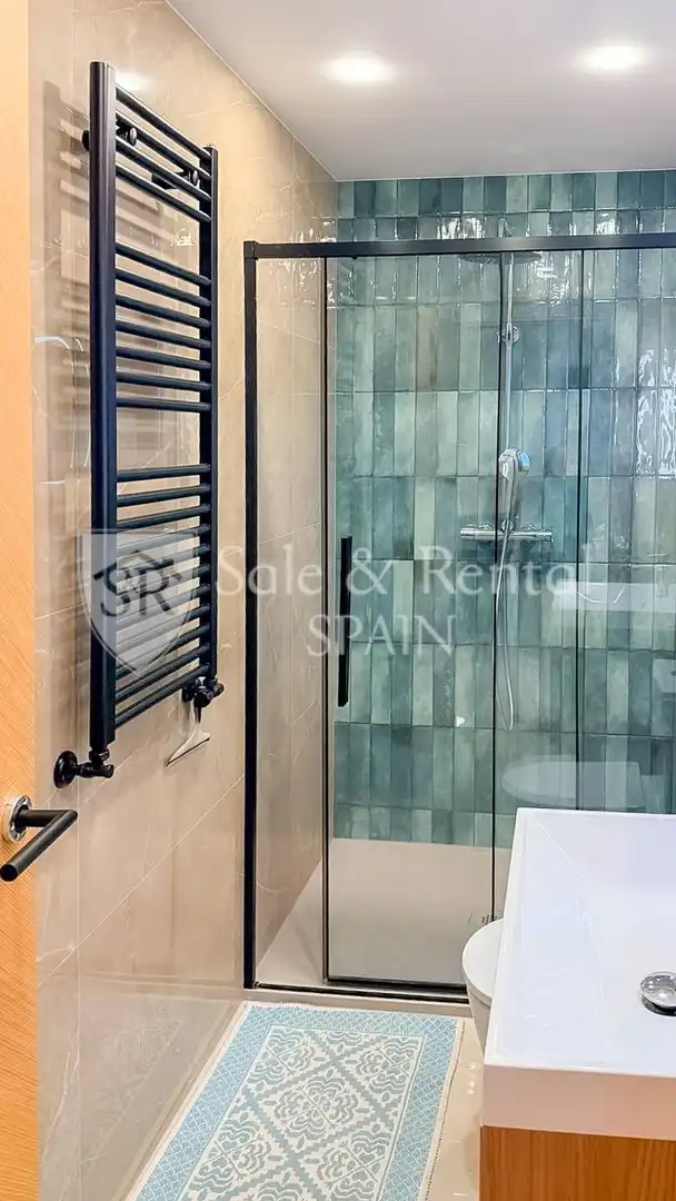 Bathroom of Houses for sale in Lloret de Mar  with Air Conditioner, Heating and Private garden