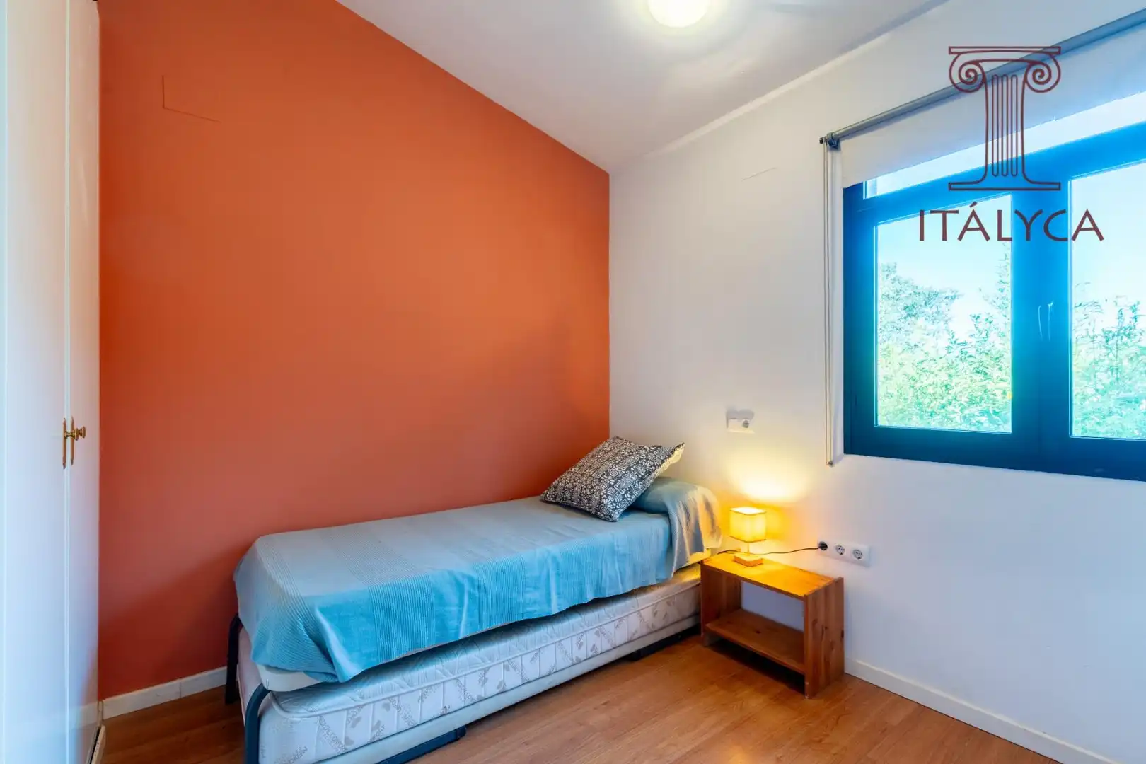 Bedroom of Houses for sale in El Castillo de las Guardas  with Private garden, Terrace and Community pool