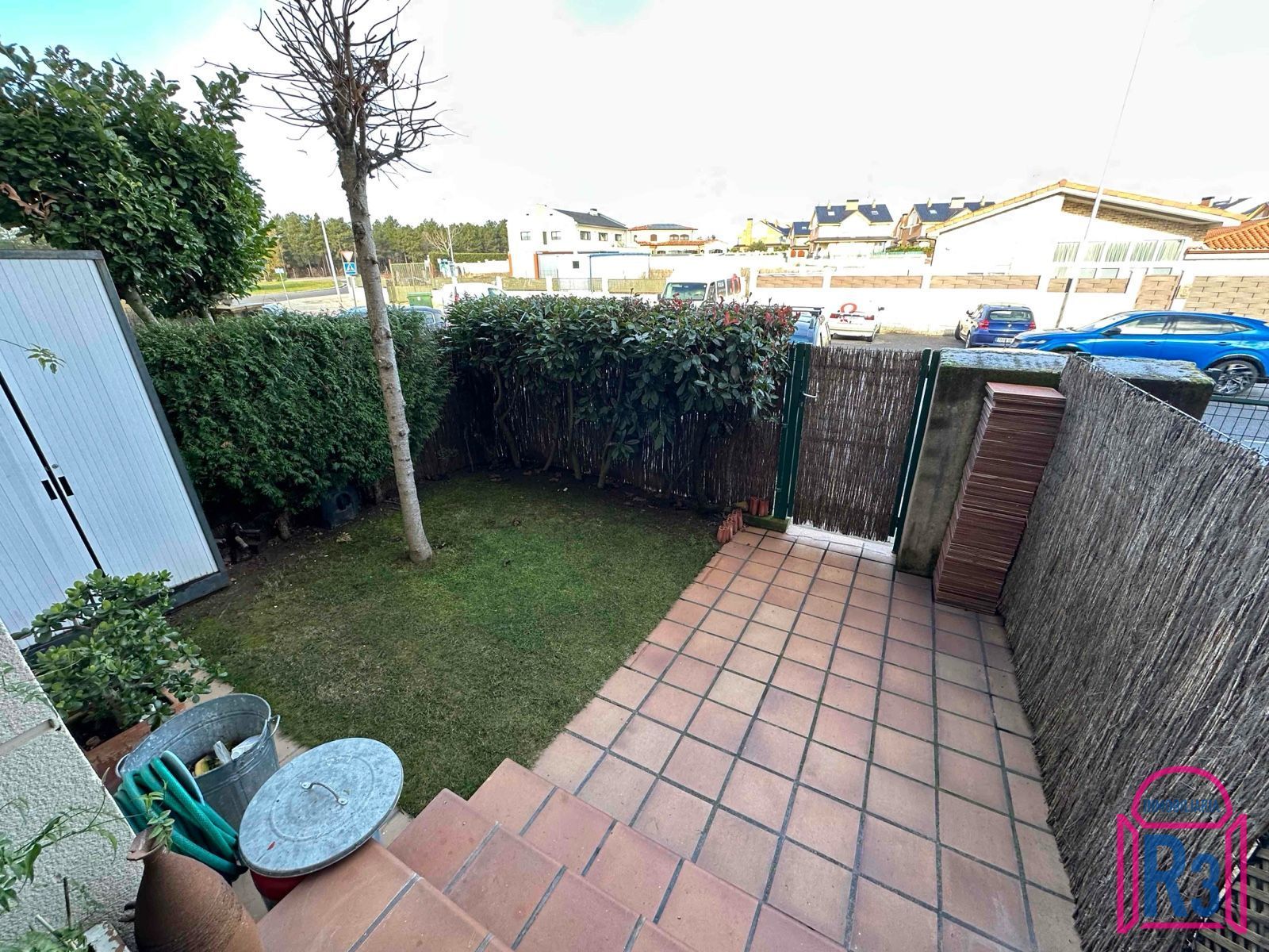 Jardí de Casa adosada en venda en Villaquilambre amb Calefacció i Jardí privat