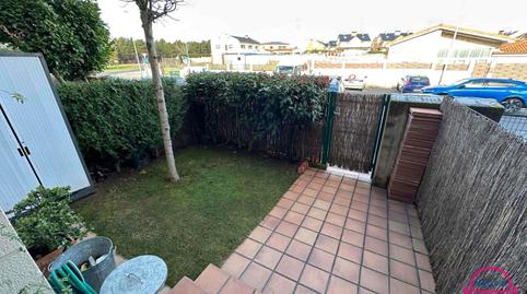 Photo 3 of Single-family semi-detached for sale in Villaquilambre, León